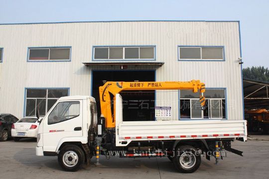 點擊查看詳細信息<br>標題：3噸隨車吊 閱讀次數(shù)：2958
