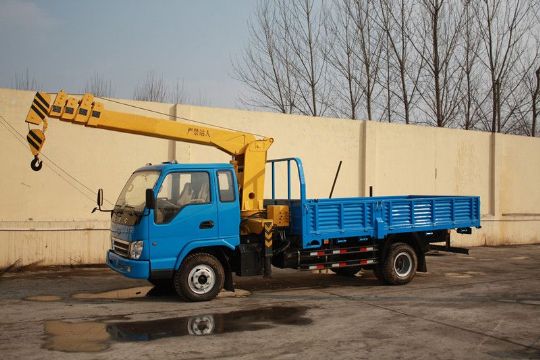 點擊查看詳細信息<br>標(biāo)題：國四5噸隨車吊 閱讀次數(shù)：3495