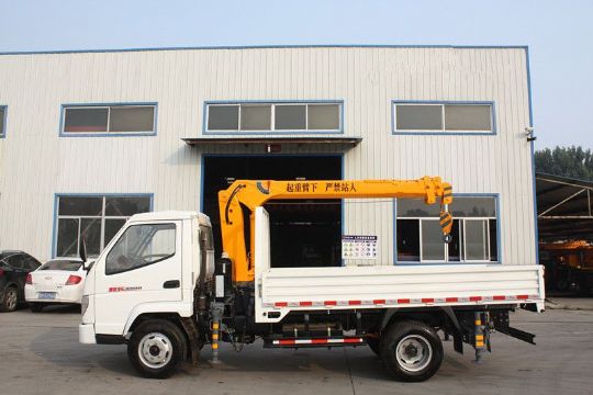 點擊查看詳細信息<br>標題：3噸國四隨車吊 閱讀次數(shù)：3607