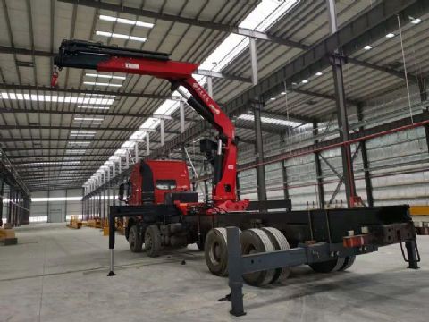 點擊查看詳細信息<br>標題：15噸折臂吊 閱讀次數：2873